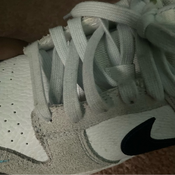 Nike with blue and grey - Picture 3 of 9